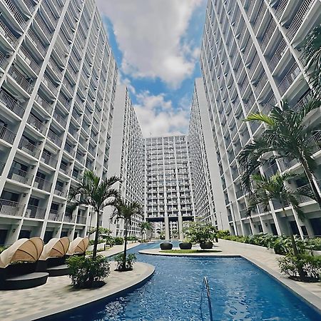 2 Side-By-Side P00L Front Condos, 6 Beds, 2 Cr, 2 Kitchen For 10 Guests At Moa 마닐라 외부 사진