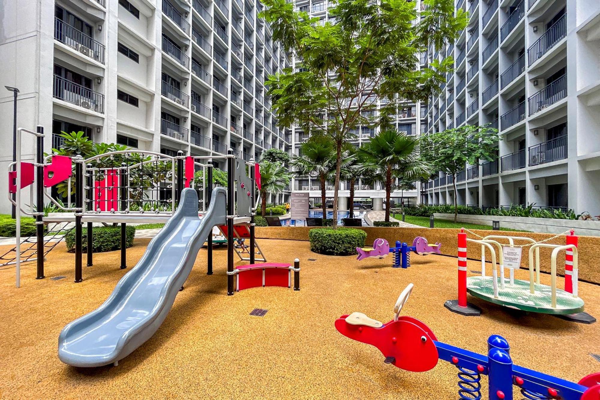 2 Side-By-Side P00L Front Condos, 6 Beds, 2 Cr, 2 Kitchen For 10 Guests At Moa 마닐라 외부 사진